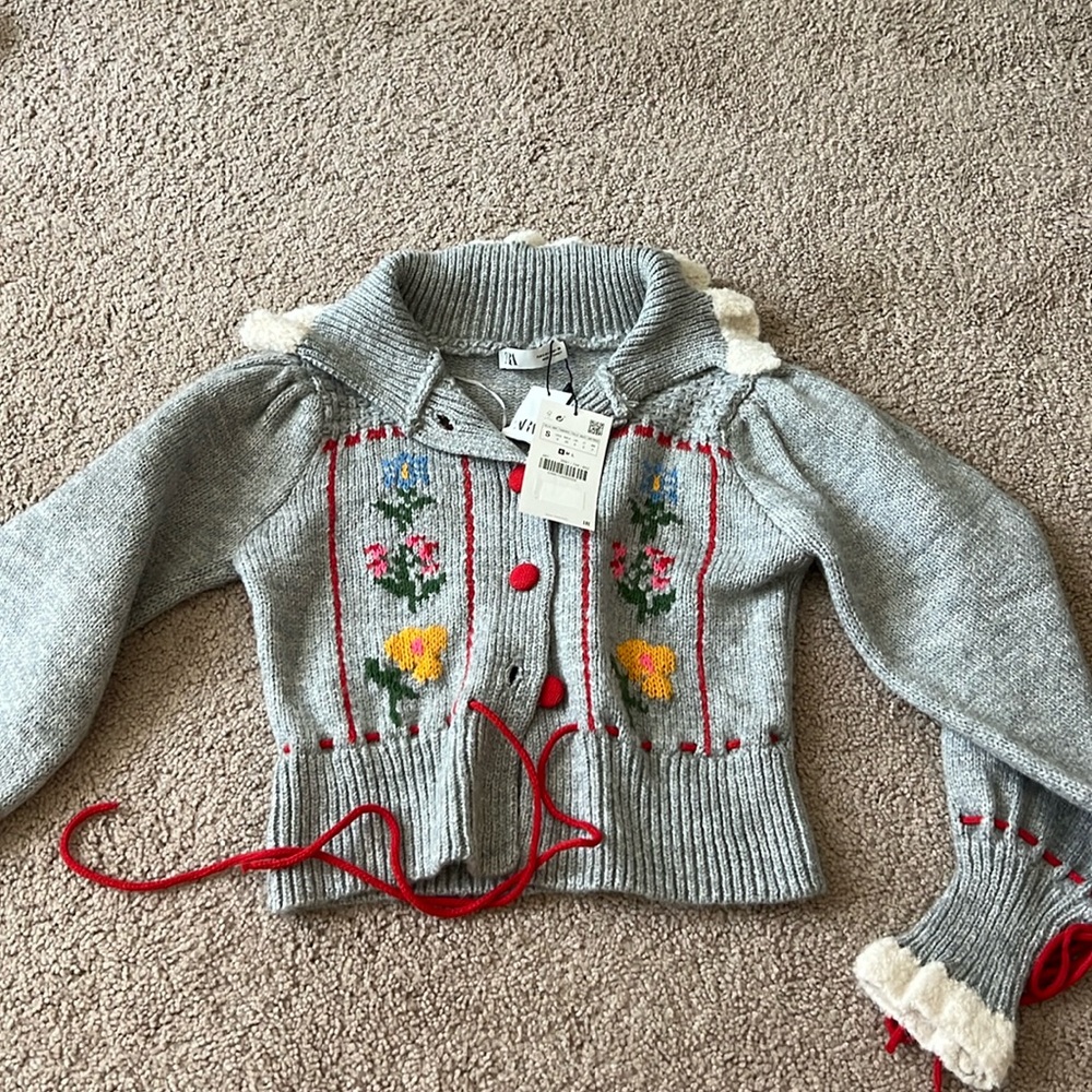 NWT Zara cottagecore embroidered cardigan sweater